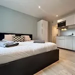 Tour D'auvergne - En Plein Centre Ville, Proche De La Cathedrale Et De La Place De Jaude * كليرمونت-فيراند