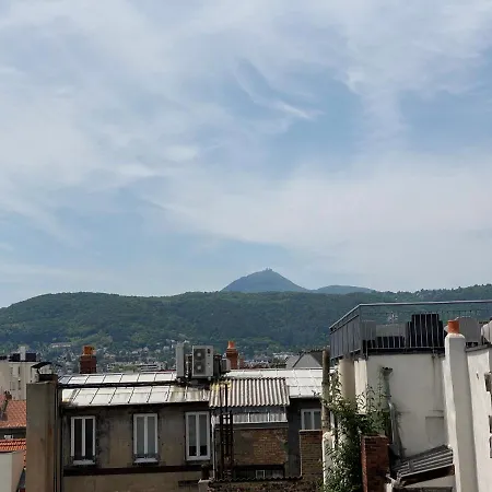 Tour D'auvergne - En Plein Centre Ville, Proche De La Cathedrale Et De La Place De Jaude アパート *