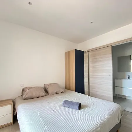 Tour D'auvergne - En Plein Centre Ville, Proche De La Cathedrale Et De La Place De Jaude *