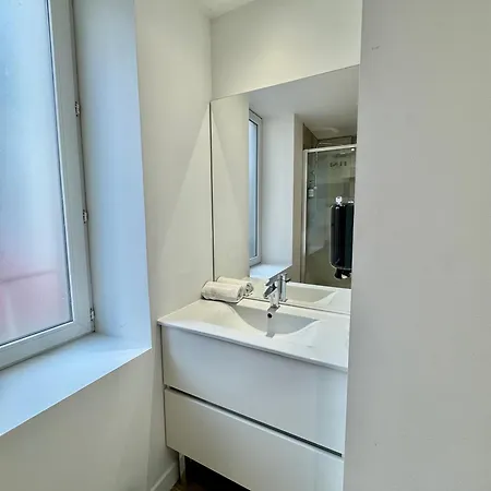 Tour D'auvergne - En Plein Centre Ville, Proche De La Cathedrale Et De La Place De Jaude *