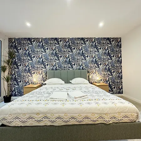 Tour D'auvergne - En Plein Centre Ville, Proche De La Cathedrale Et De La Place De Jaude アパート クレルモン・フェラン