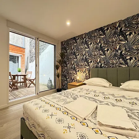 Tour D'auvergne - En Plein Centre Ville, Proche De La Cathedrale Et De La Place De Jaude Clermont-Ferrand