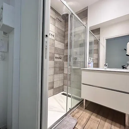 Daire Tour D'auvergne - En Plein Centre Ville, Proche De La Cathedrale Et De La Place De Jaude Clermont-Ferrand