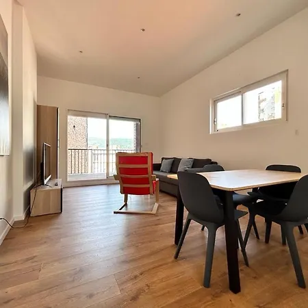 Tour D'auvergne - En Plein Centre Ville, Proche De La Cathedrale Et De La Place De Jaude Daire *