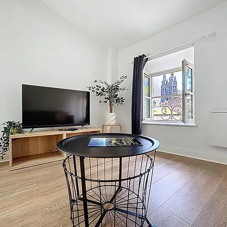 Tour D'auvergne - En Plein Centre Ville, Proche De La Cathedrale Et De La Place De Jaude アパート クレルモン・フェラン